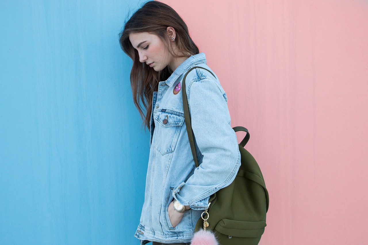 entdecken sie unsere vielfältige auswahl an accessoires – stilvoll, hochwertig und für jeden anlass passend. ergänzen sie ihr outfit mit den neuesten trends und zeitlosen klassikern.