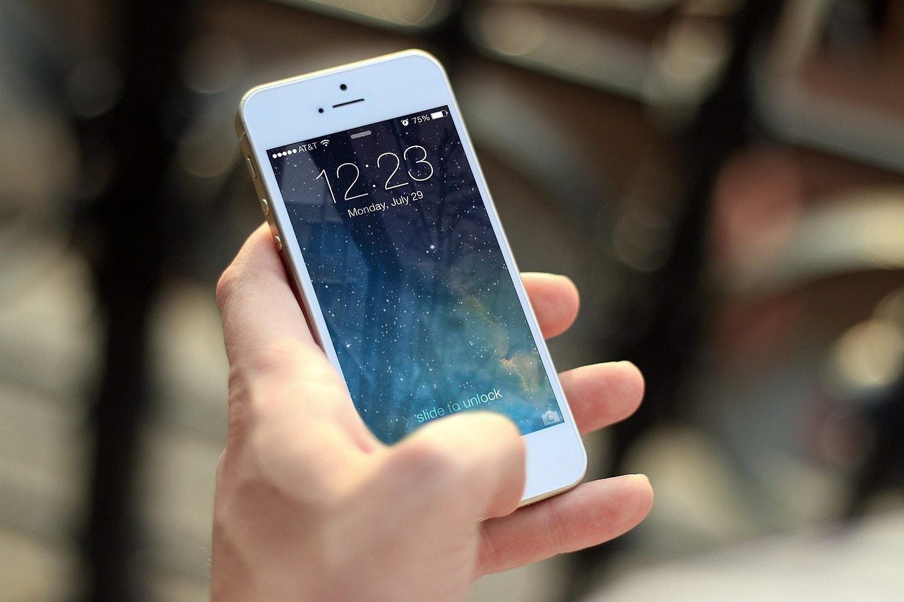 entdecken sie die neuesten smartphone-features: innovative technologien, kamerafunktionen, akkulaufzeit und tipps zur optimalen nutzung. erfahren sie, worauf sie beim kauf achten sollten.